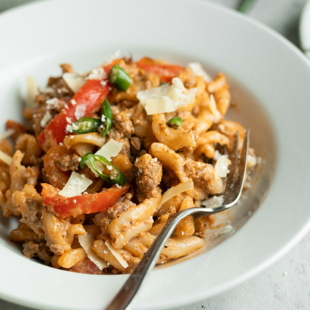 Gluten free pasta with roasted bell pepper & ground beef